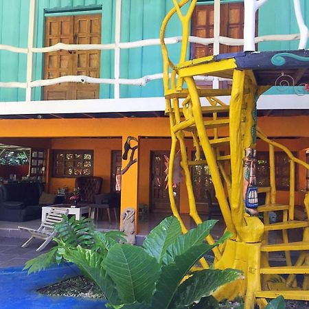 Madre Selva Hostel Puerto Viejo de Talamanca المظهر الخارجي الصورة
