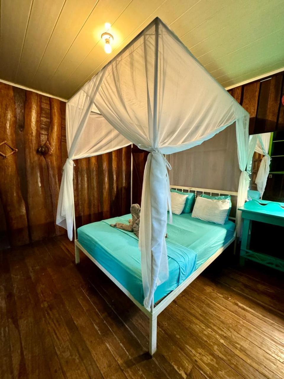 Madre Selva Hostel Puerto Viejo de Talamanca المظهر الخارجي الصورة