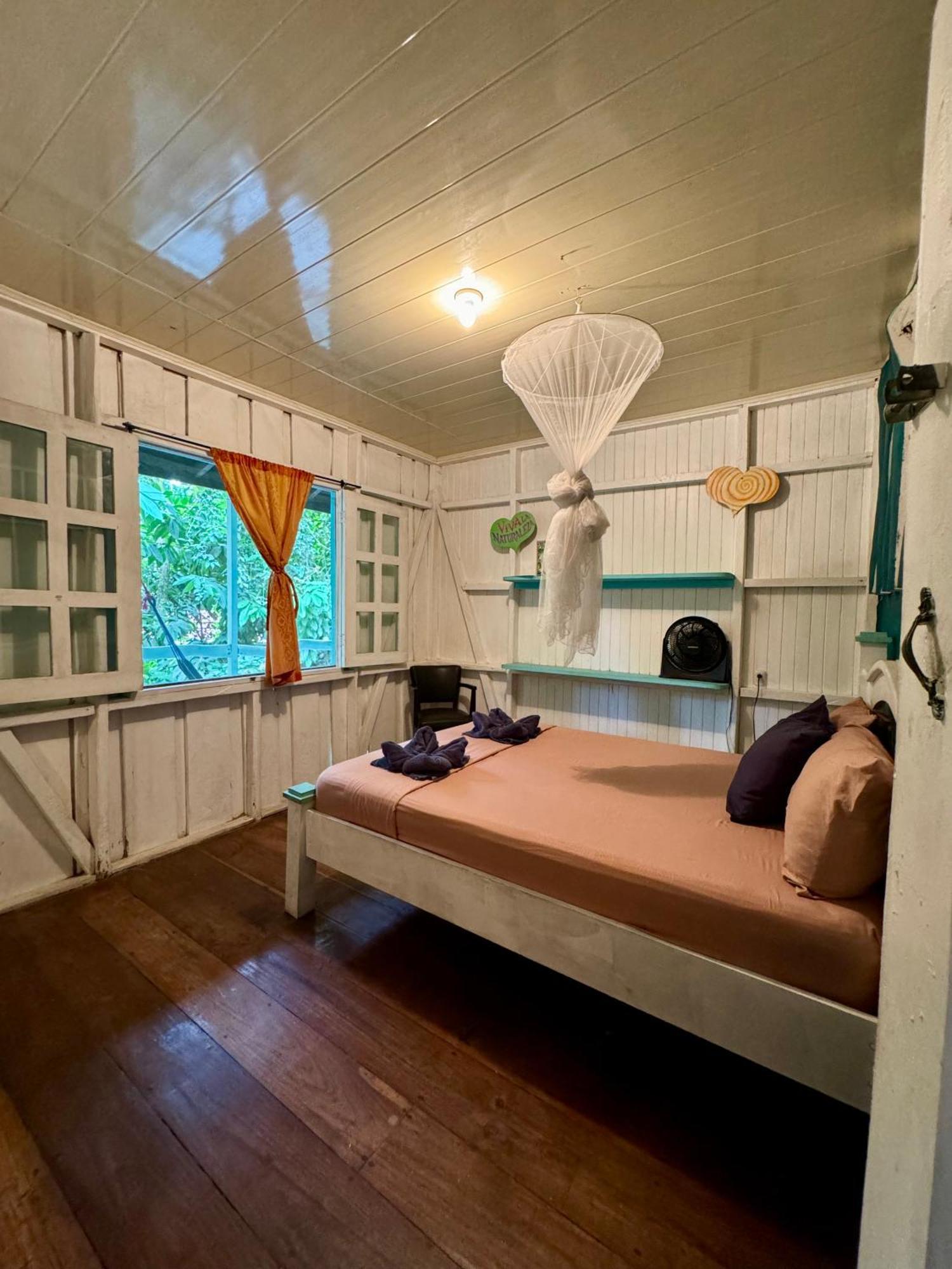 Madre Selva Hostel Puerto Viejo de Talamanca المظهر الخارجي الصورة