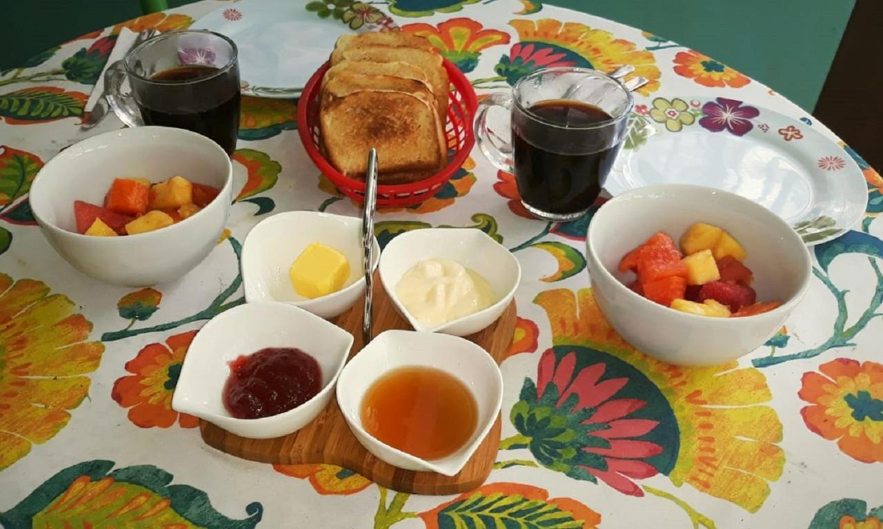 Madre Selva Hostel Puerto Viejo de Talamanca المظهر الخارجي الصورة