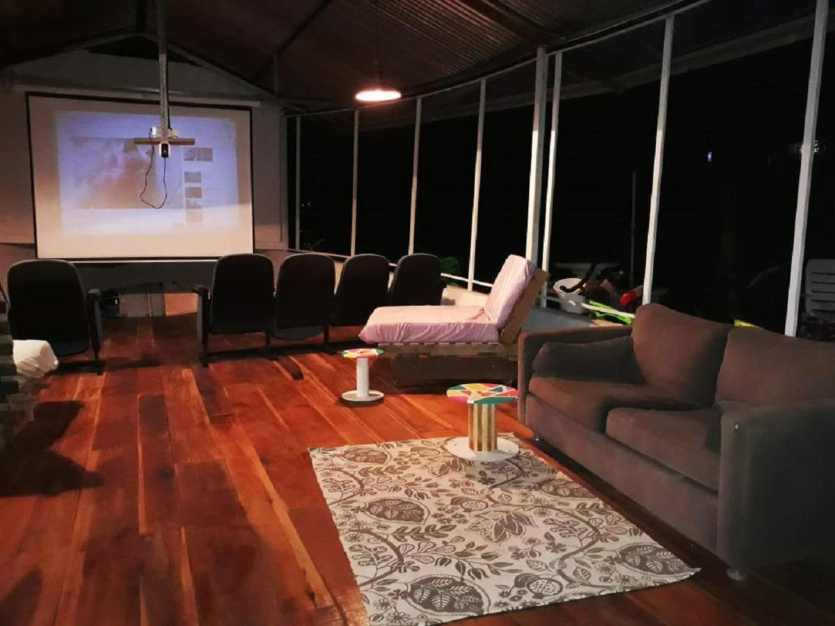 Madre Selva Hostel Puerto Viejo de Talamanca المظهر الخارجي الصورة
